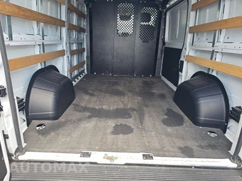 2025 Ram ProMaster 2500 Cargo Van Tradesman w/Passenger Seat Low Roof 136.0" WB - miniatura 16