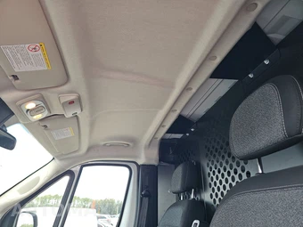 2025 Ram ProMaster 2500 Cargo Van Tradesman w/Passenger Seat Low Roof 136.0" WB - miniatura 18