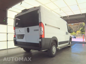 2025 Ram ProMaster 2500 Cargo Van Tradesman w/Passenger Seat Low Roof 136.0" WB - miniatura 4