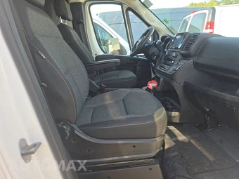 2025 Ram ProMaster 2500 Cargo Van Tradesman w/Passenger Seat Low Roof 136.0" WB - miniatura 8