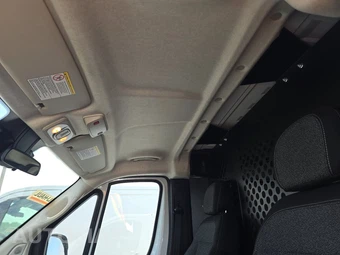 2025 Ram ProMaster 2500 Cargo Van Tradesman w/Passenger Seat Low Roof 136.0" WB - miniatura 18