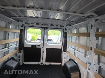 2025 Ram ProMaster 2500 Cargo Van Tradesman w/Passenger Seat Low Roof 136.0" WB - miniatura 15