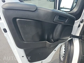 2025 Ram ProMaster 2500 Cargo Van Tradesman w/Passenger Seat Low Roof 136.0" WB - miniatura 9