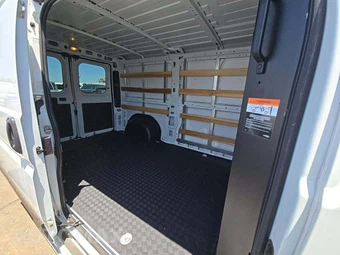 2025 Ram ProMaster 2500 Cargo Van Tradesman w/Passenger Seat Low Roof 136.0" WB - miniatura 15