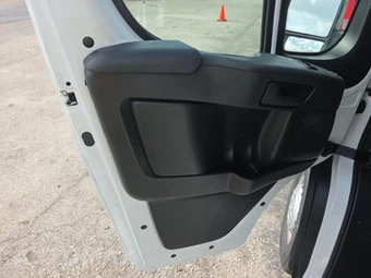2025 Ram ProMaster 2500 Cargo Van Tradesman w/Passenger Seat Low Roof 136.0" WB - miniatura 9