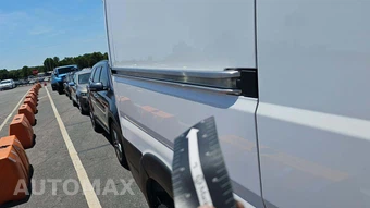 2025 Ram ProMaster 2500 Cargo Van Tradesman w/Passenger Seat Low Roof 136.0" WB - miniatura 18