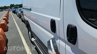 2025 Ram ProMaster 2500 Cargo Van Tradesman w/Passenger Seat Low Roof 136.0" WB - miniatura 24