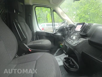 2025 Ram ProMaster 2500 Cargo Van Tradesman w/Passenger Seat Low Roof 136.0" WB - miniatura 8