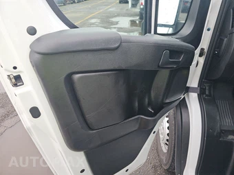 2025 Ram ProMaster 2500 Cargo Van Tradesman w/Passenger Seat Low Roof 136.0" WB - miniatura 9