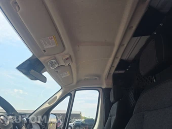 2025 Ram ProMaster 2500 Cargo Van Tradesman w/Passenger Seat Low Roof 136.0" WB - miniatura 17