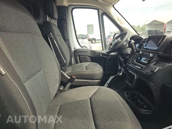 2025 Ram ProMaster 2500 Cargo Van Tradesman w/Passenger Seat Low Roof 136.0" WB - miniatura 8