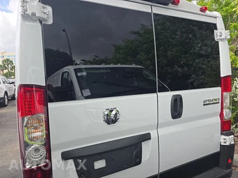 2025 Ram ProMaster 2500 Cargo Van Tradesman w/Passenger Seat Low Roof 136.0" WB - miniatura 5