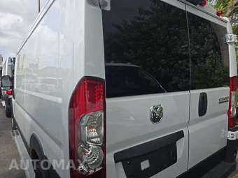 2025 Ram ProMaster 2500 Cargo Van Tradesman w/Passenger Seat Low Roof 136.0" WB - miniatura 6