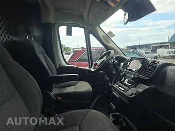 2025 Ram ProMaster 2500 Cargo Van Tradesman w/Passenger Seat Low Roof 136.0" WB - miniatura 8