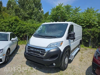 2025 Ram ProMaster 2500 Cargo Van Tradesman w/Passenger Seat Low Roof 136.0" WB