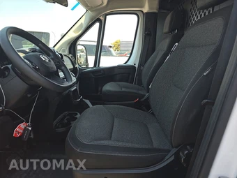 2025 Ram ProMaster 2500 Cargo Van Tradesman w/Passenger Seat Low Roof 136.0" WB - miniatura 7
