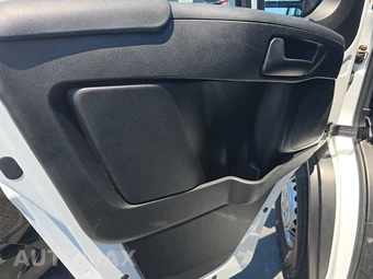 2025 Ram ProMaster 2500 Cargo Van Tradesman w/Passenger Seat Low Roof 136.0" WB - miniatura 9