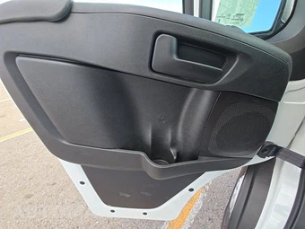 2025 Ram ProMaster 2500 Cargo Van Tradesman w/Passenger Seat Low Roof 136.0" WB - miniatura 9