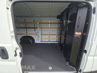 2025 Ram ProMaster 2500 Cargo Van Tradesman w/Passenger Seat Low Roof 136.0" WB - miniatura 13
