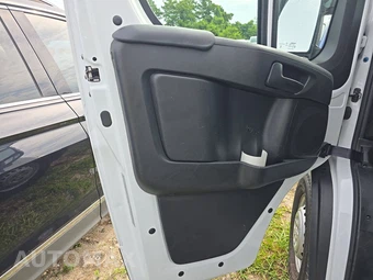 2025 Ram ProMaster 2500 Cargo Van Tradesman w/Passenger Seat Low Roof 136.0" WB - miniatura 9