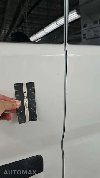 2025 Ram ProMaster 2500 Cargo Van Tradesman w/Passenger Seat Low Roof 136.0" WB - miniatura 31