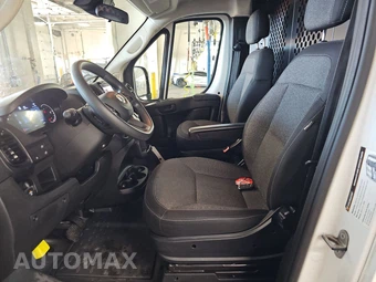 2025 Ram ProMaster 2500 Cargo Van Tradesman w/Passenger Seat Low Roof 136.0" WB - miniatura 7