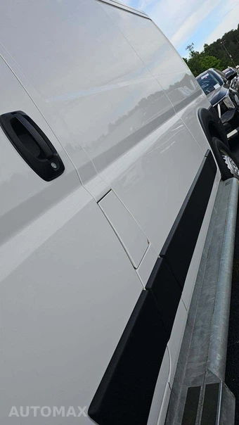 2025 Ram ProMaster 2500 Cargo Van Tradesman w/Passenger Seat Low Roof 136.0" WB - miniatura 19