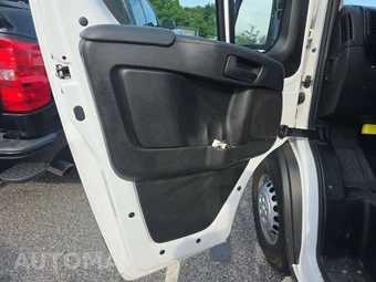 2025 Ram ProMaster 2500 Cargo Van Tradesman w/Passenger Seat Low Roof 136.0" WB - miniatura 9