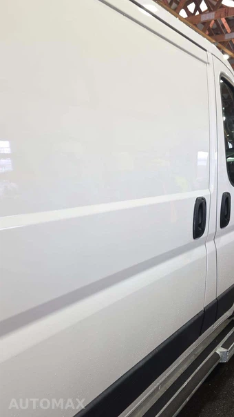 2025 Ram ProMaster 2500 Cargo Van Tradesman w/Passenger Seat Low Roof 136.0" WB - miniatura 23