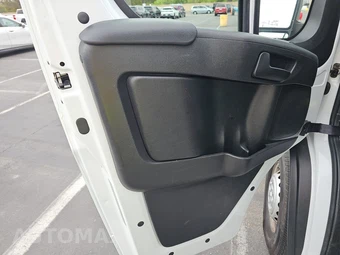 2025 Ram ProMaster 2500 Cargo Van Tradesman w/Passenger Seat Low Roof 136.0" WB - miniatura 9