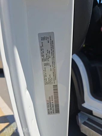2025 Ram ProMaster 2500 Cargo Van Tradesman w/Passenger Seat Low Roof 136.0" WB - miniatura 13