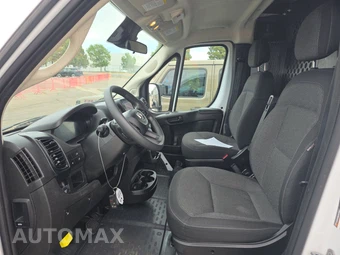 2025 Ram ProMaster 2500 Cargo Van Tradesman w/Passenger Seat Low Roof 136.0" WB - miniatura 7