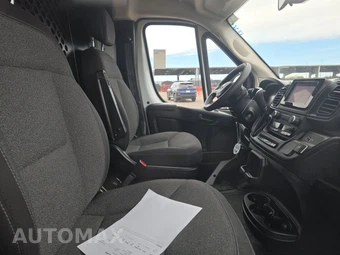 2025 Ram ProMaster 2500 Cargo Van Tradesman w/Passenger Seat Low Roof 136.0" WB - miniatura 8