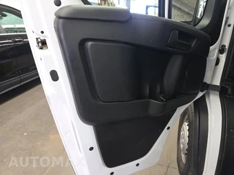 2025 Ram ProMaster 2500 Cargo Van Tradesman w/Passenger Seat Low Roof 136.0" WB - miniatura 9