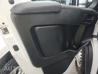 2025 Ram ProMaster 2500 Cargo Van Tradesman w/Passenger Seat Low Roof 136.0" WB - miniatura 9
