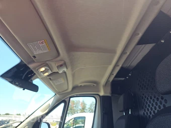 2025 Ram ProMaster 2500 Cargo Van Tradesman w/Passenger Seat Low Roof 136.0" WB - miniatura 17