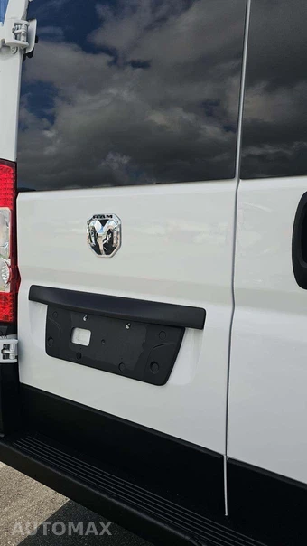 2025 Ram ProMaster 2500 Cargo Van Tradesman w/Passenger Seat Low Roof 136.0" WB - miniatura 18