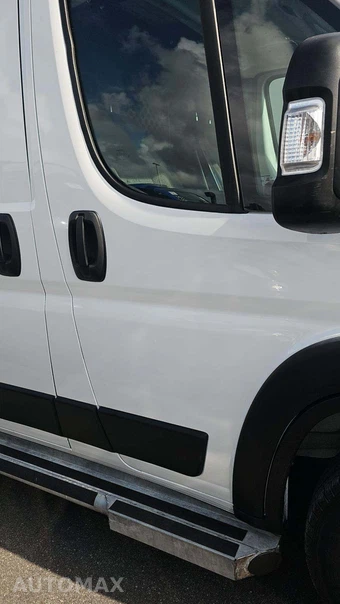 2025 Ram ProMaster 2500 Cargo Van Tradesman w/Passenger Seat Low Roof 136.0" WB - miniatura 23