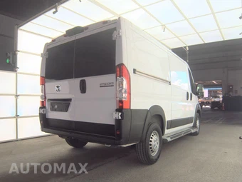 2025 Ram ProMaster 2500 Cargo Van Tradesman w/Passenger Seat Low Roof 136.0" WB - miniatura 4