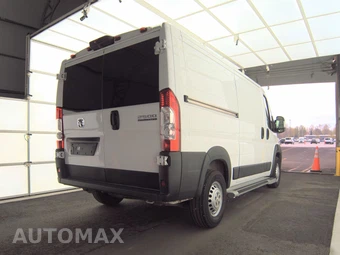 2025 Ram ProMaster 2500 Cargo Van Tradesman w/Passenger Seat Low Roof 136.0" WB - miniatura 4