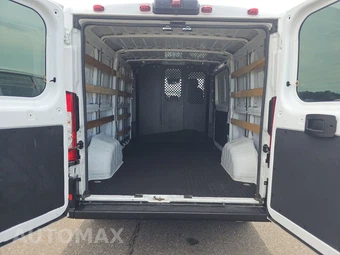 2025 Ram ProMaster 2500 Cargo Van Tradesman w/Passenger Seat Low Roof 136.0" WB - miniatura 16