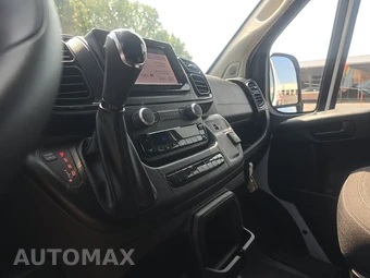 2025 Ram ProMaster 2500 Cargo Van Tradesman w/Passenger Seat Low Roof 136.0" WB - miniatura 11