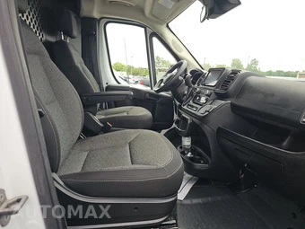2025 Ram ProMaster 2500 Cargo Van Tradesman w/Passenger Seat Low Roof 136.0" WB - miniatura 8