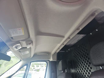2025 Ram ProMaster 2500 Cargo Van Tradesman w/Passenger Seat Low Roof 136.0" WB - miniatura 17