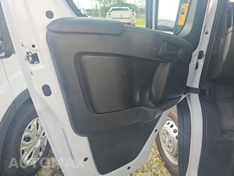 2025 Ram ProMaster 2500 Cargo Van Tradesman w/Passenger Seat Low Roof 136.0" WB - miniatura 9