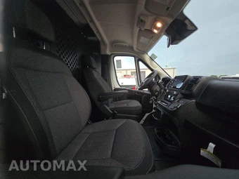 2025 Ram ProMaster 2500 Cargo Van Tradesman w/Passenger Seat Low Roof 136.0" WB - miniatura 8