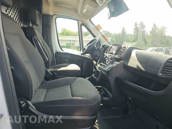 2025 Ram ProMaster 2500 Cargo Van Tradesman w/Passenger Seat Low Roof 136.0" WB - miniatura 8