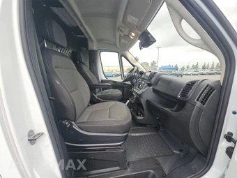 2025 Ram ProMaster 2500 Cargo Van Tradesman w/Passenger Seat Low Roof 136.0" WB - miniatura 8