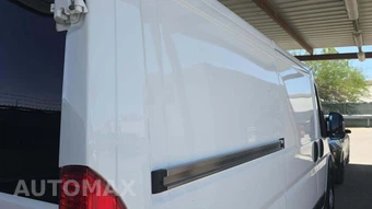 2025 Ram ProMaster 2500 Cargo Van Tradesman w/Passenger Seat Low Roof 136.0" WB - miniatura 19