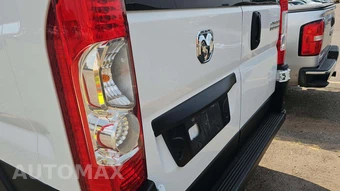 2025 Ram ProMaster 2500 Cargo Van Tradesman w/Passenger Seat Low Roof 136.0" WB - miniatura 29